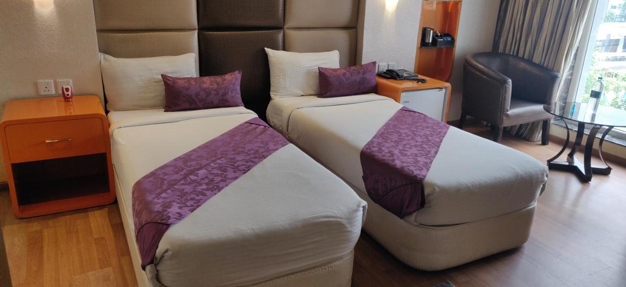 Ritu Ivy Otel Kalküta Dış mekan fotoğraf